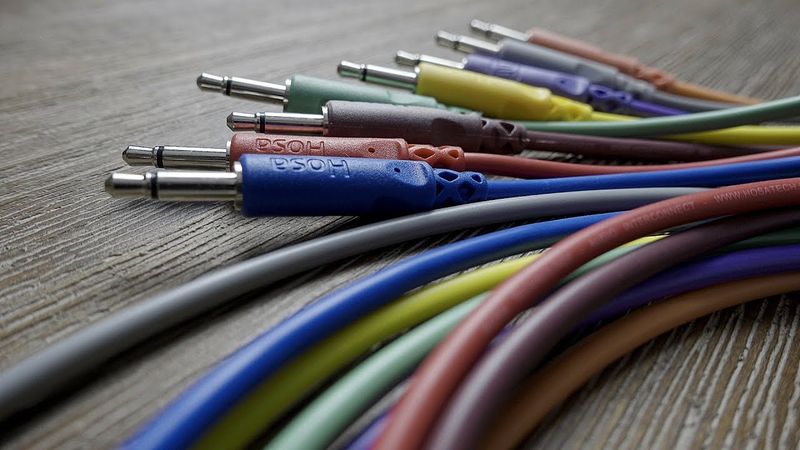 3.5 mm mono patch cables